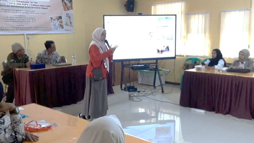 IMPLEMENTASI-TEKNOLOGI-3D-PEN-DALAM-PEMBUATAN-KARYA-SENI-RUPA-3-DIMENSI-BAGI-GURU-SENI-BUDAYA-SEKOLAH-MENENGAH-ATAS-DI-KOTA-CIMAHI-SENI-RUPA-TELKOM-UNIVERSITY-2